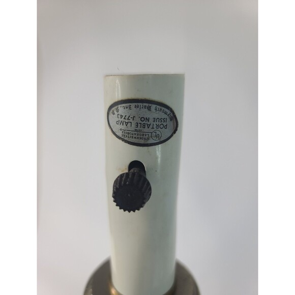 Pair of Mid Century Modern Underwriter Laboratories Lamps - Picture 8 of 12